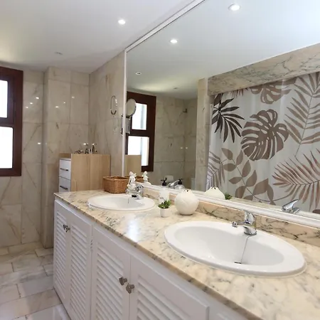 West Townhouse Bianca